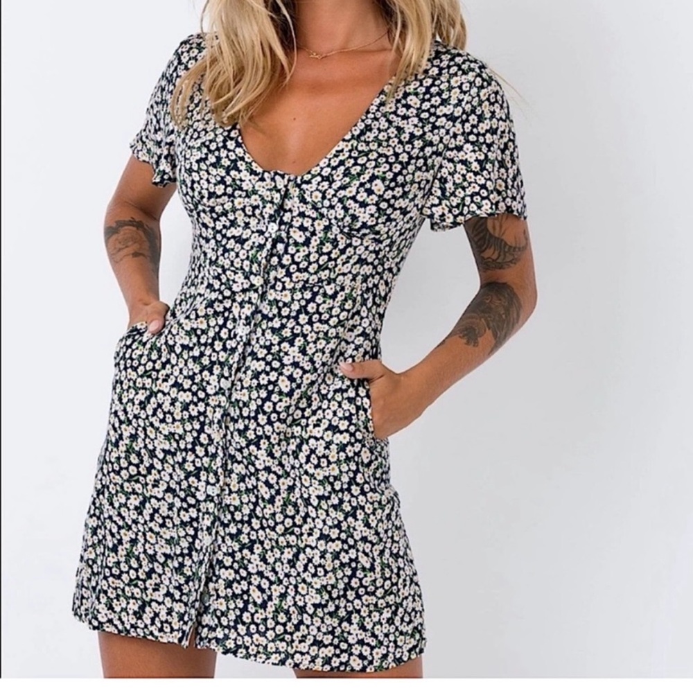 Princess Polly The Same Same mini dress mini floral print dress white navy Sz 12